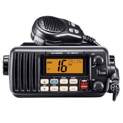 The IC-M411 DSC/VHF is a competitively priced transceiver that is compact in size, easy to use and has excellent receiver sensitivity and speaker audio. The IC-M411 features an AquaQuake draining function that emits a buzzing sound which sheds water from the speaker system, assuring you sharp, clear communications even in the worst conditions. 